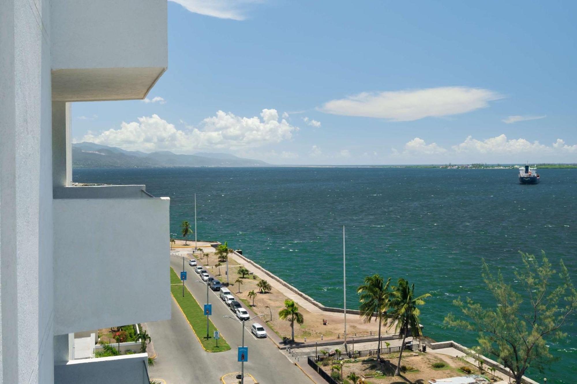 Rok Hotel Kingston Tapestry Collection By Hilton Exterior photo