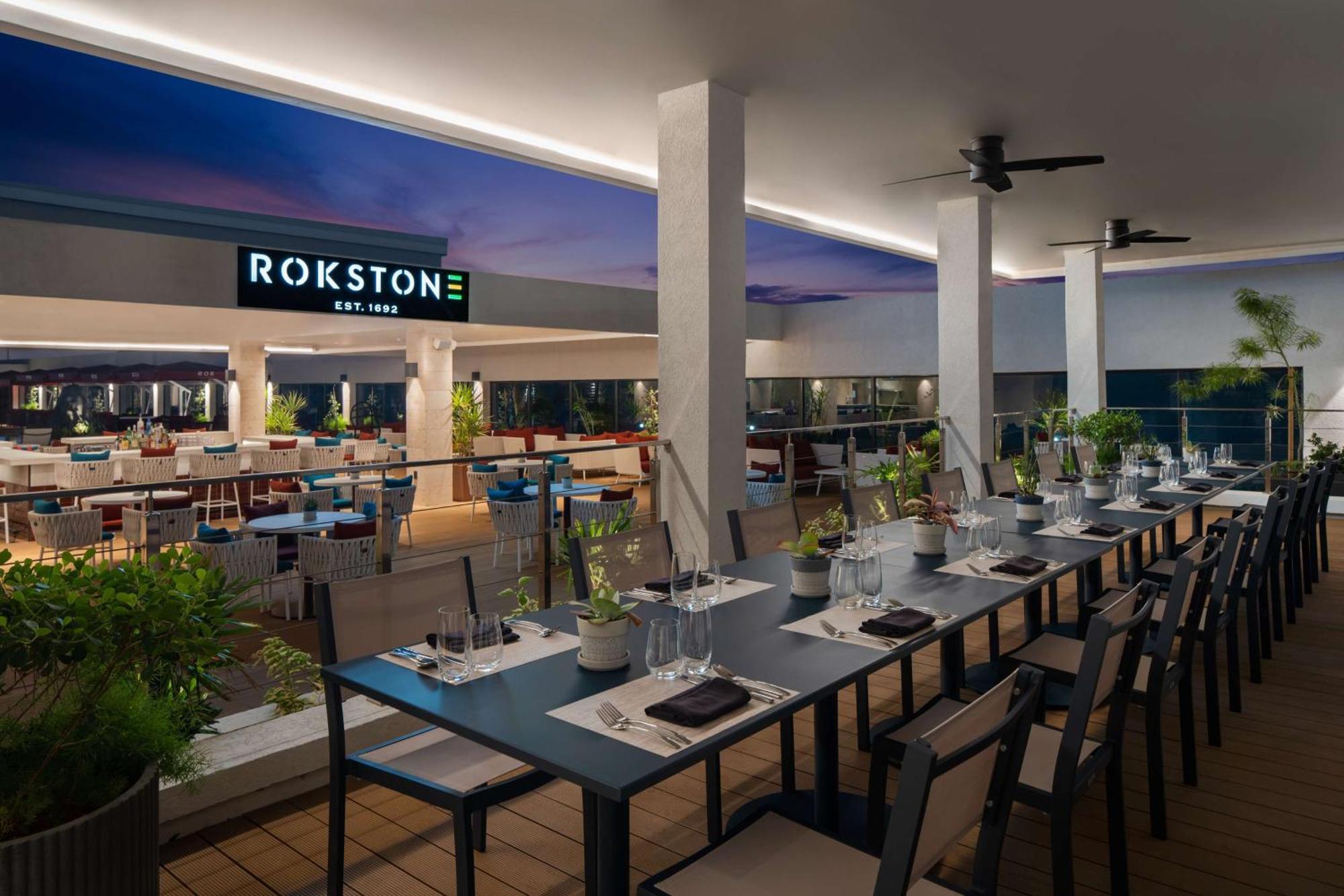 Rok Hotel Kingston Tapestry Collection By Hilton Exterior photo